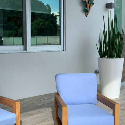 cobra hierba (1.20 m) con belle L maceta.