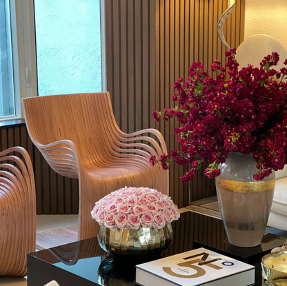 diosa jarrón con burdeos cerezo flor Flowers