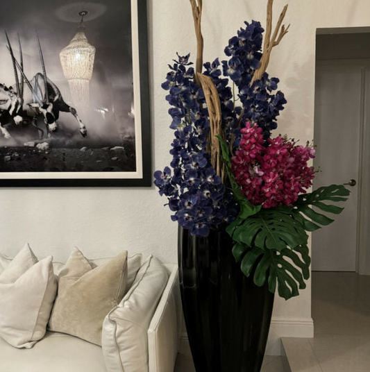 san José jarrón en brillante negro con vanda orquídeas