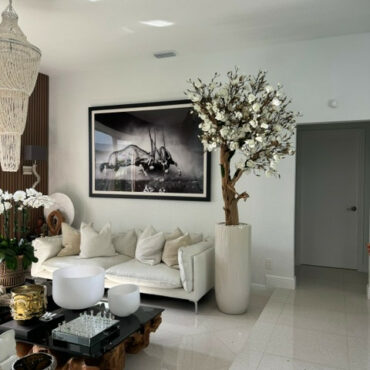 brillante beige st. tropez jardinera con personalizado hecho magnolia árbol