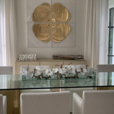 48″ Casa Moderna vidrio plato jardinera con blanco orquídeas