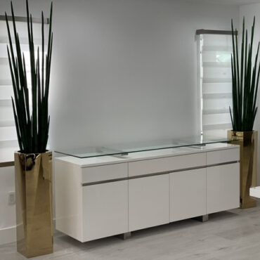 prisma octágono jardinera con serpiente hierba